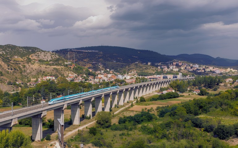 ANKARA–İSTANBUL YÜKSEK HIZLI DEMİRYOLU PROJESİ 1